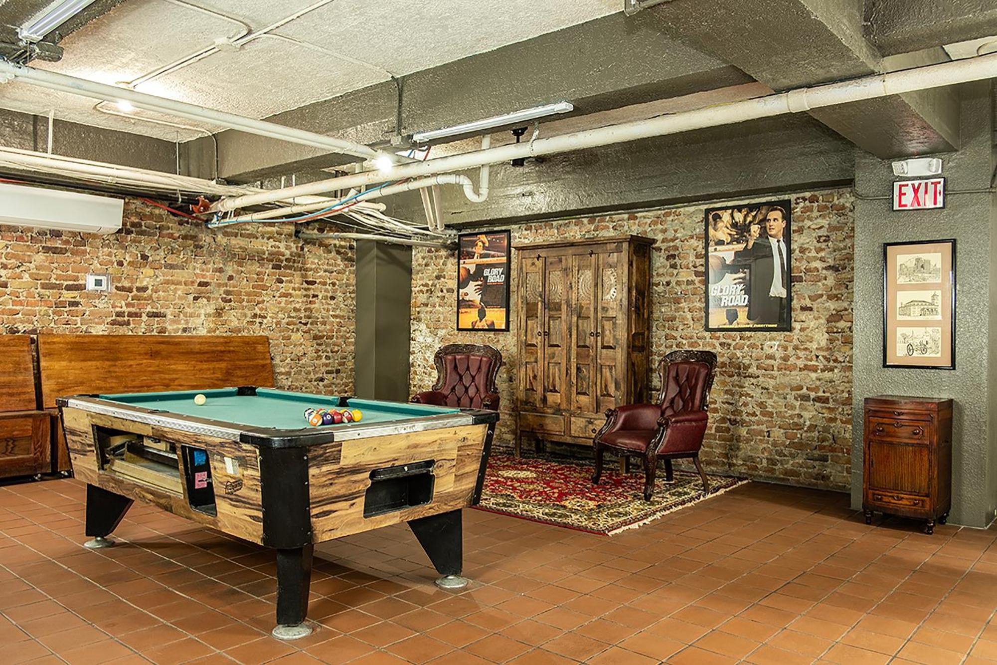 Hotel Gardner 2*